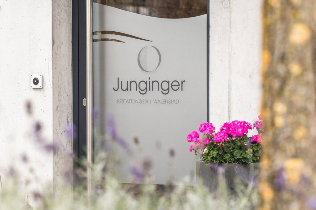 junginger bestattungen hero3