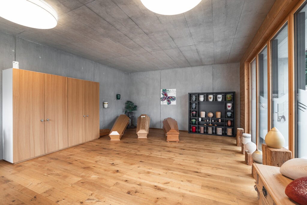junginger bestattungen showroom